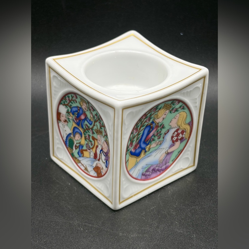 Hutschenreuther Ole Winther Porcelain Candleholder 2000 Sleeping Beauty Scenes